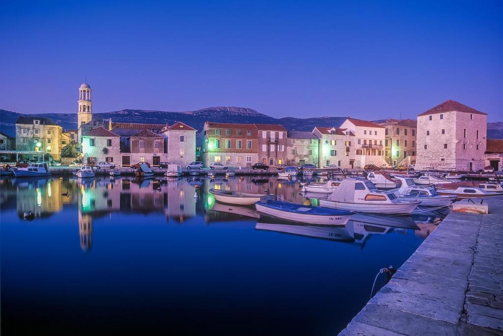 Mate Apartments Kastela Exterior photo