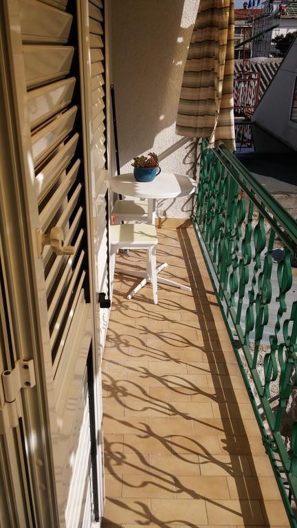 Mate Apartments Kastela Exterior photo